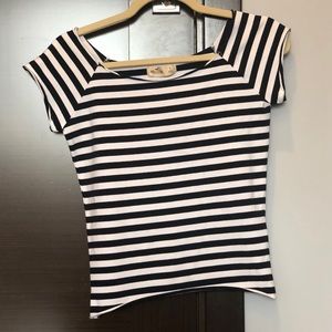 Hollister off the shoulder tee
